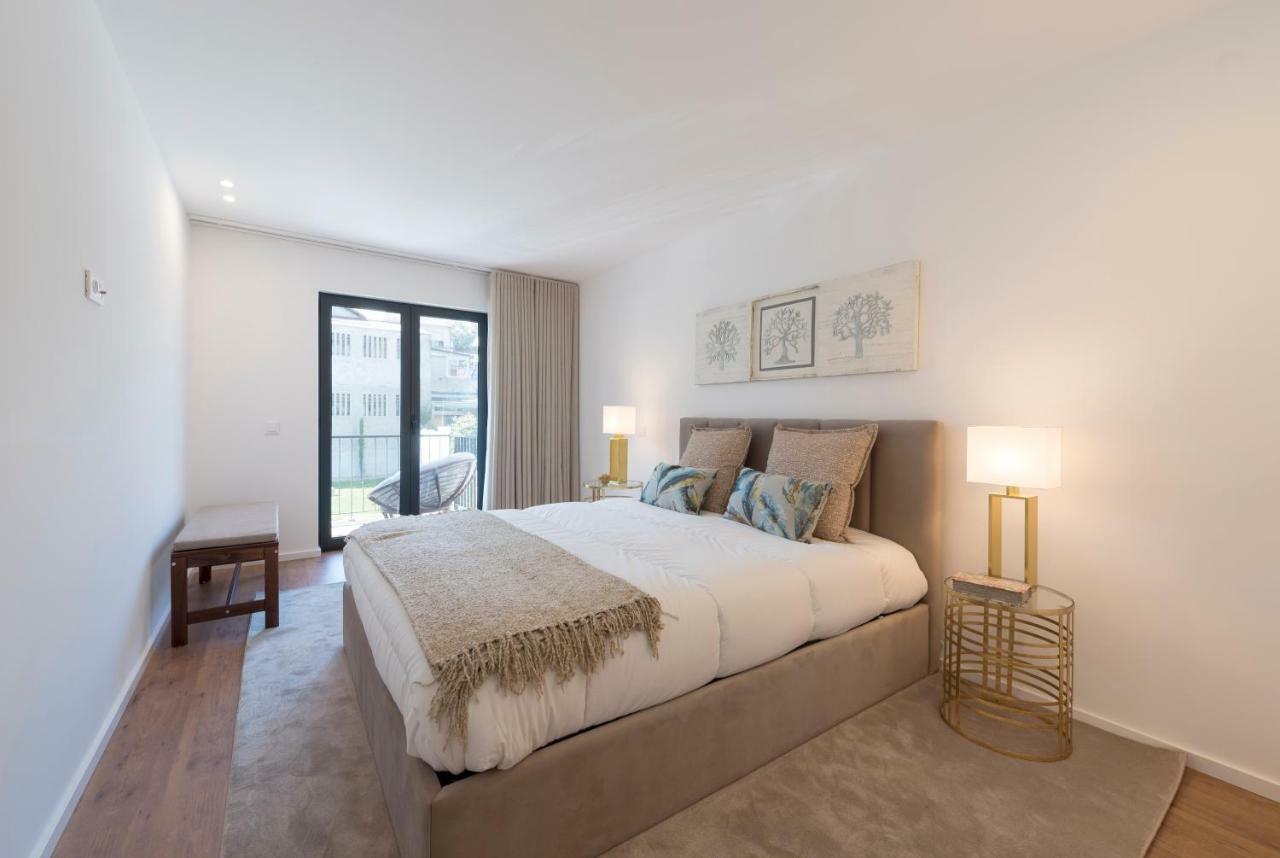 Lovelystay - Downtown Balcony Apartment With Free Parking 포르투 외부 사진