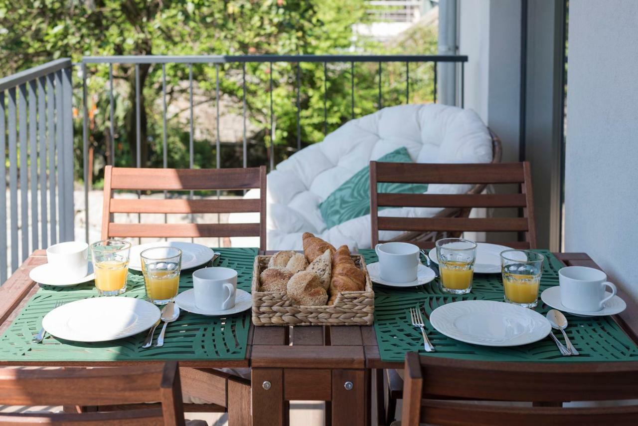 Lovelystay - Downtown Balcony Apartment With Free Parking 포르투 외부 사진